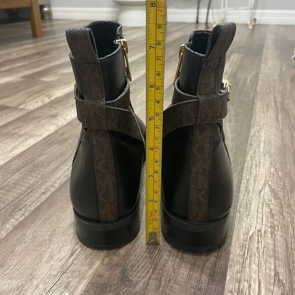 Michael Kors Farrah Leather & Logo Ankle Boot – Women’s Size 9 - Picture 7 of 8